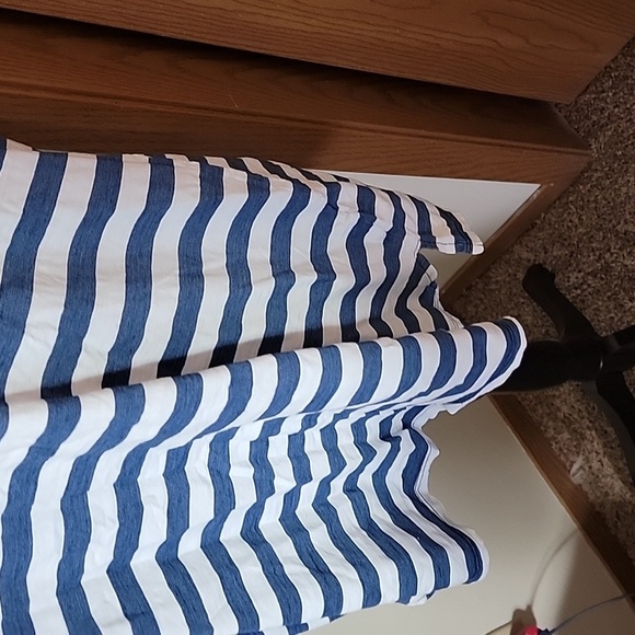 3x old navy white and blue stripes tank top. - Picture 2 of 3